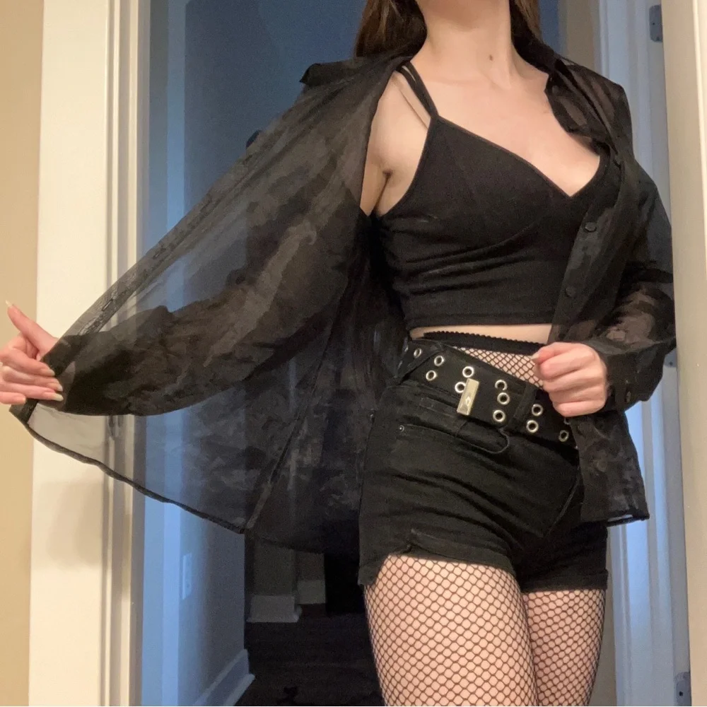 NEW BEAUTIFUL RARE GOTH BLACK MESH BUTTON UP TOP - Picture 14 of 16